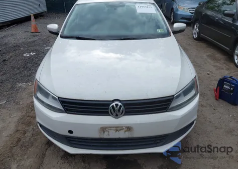 2014 Volkswagen Jetta 1.8T Se from USA, damaged, VIN 3VWD17AJ7EM242820